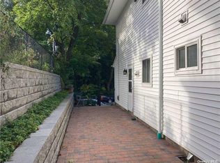 12 The Outlook, Glen Cove, NY 11542