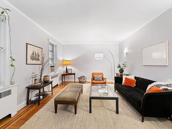 3rd image of 95 Park Ter E APT 3B