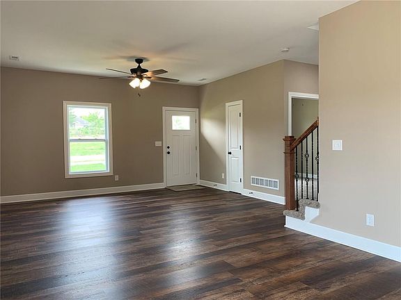 5th image of 4817 S Creek Woods Dr