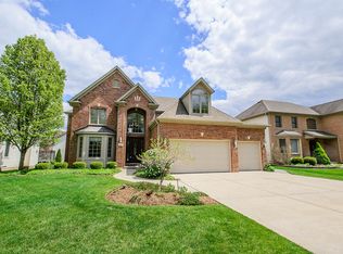 1407 S Cornell Ave, Villa Park, IL 60181