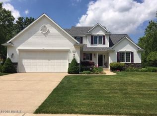 3295 Beckie Dr SW, Wyoming, MI 49418