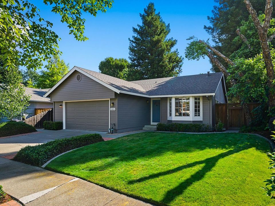 1st image of 2424 Shoreline Drive