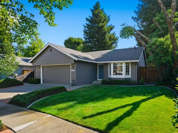 2424 Shoreline Drive, Napa, CA 94558