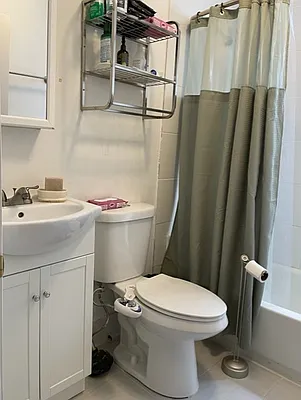 Rented by Corcoran | media 26