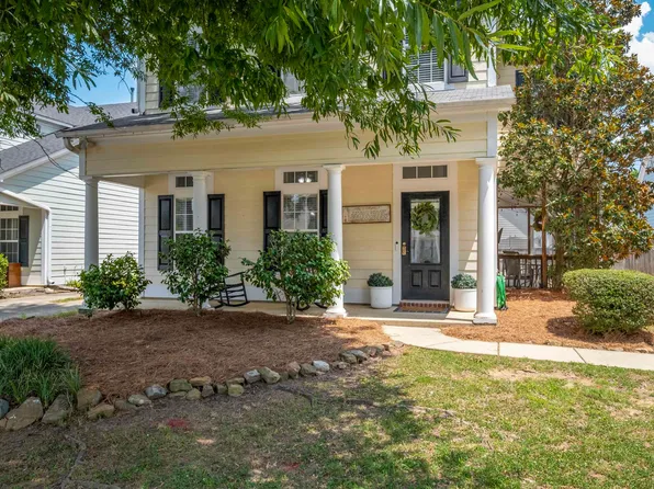 5410 Camellia Ln, Trussville, AL 35173