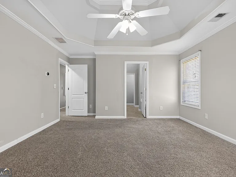 1136 Mason Lee Ave — Photo 23