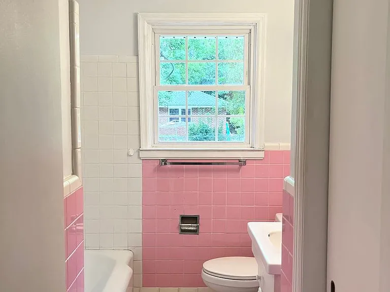 116 Symons St — Photo 12