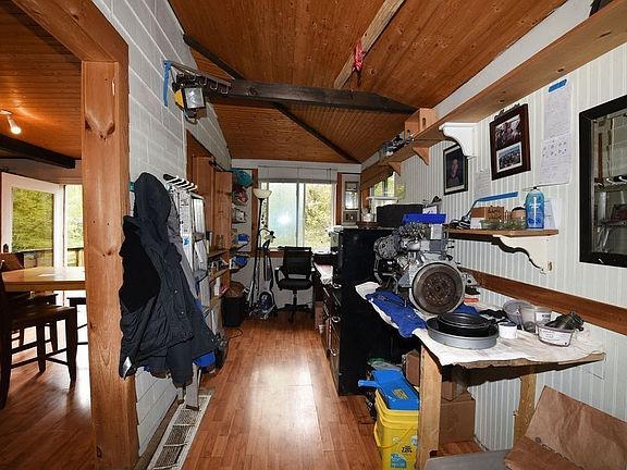 5th image of 63 Newfield St