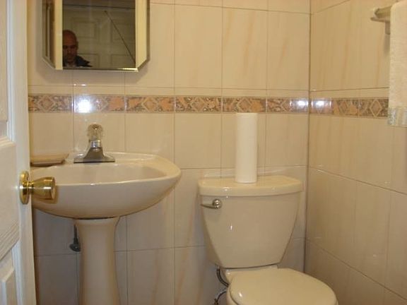 5th image of 17A Leo St #50
