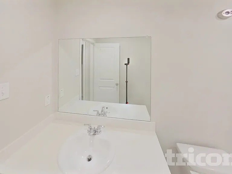 112 Woodland St — Photo 15