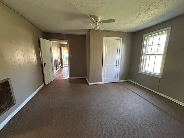 239 Byrnes Cir — Photo 9