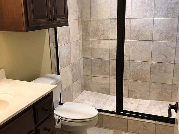 5th image of 13 Crockett Cir
