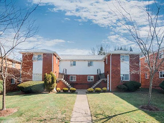 5th image of 549 Farview Dr #312