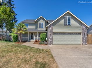 15037 Saint Andrews Dr, Oregon City, OR 97045