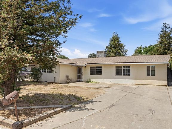 3rd image of 27341 Parkwood Ave