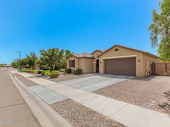 4th image of 526 N 158TH Drive