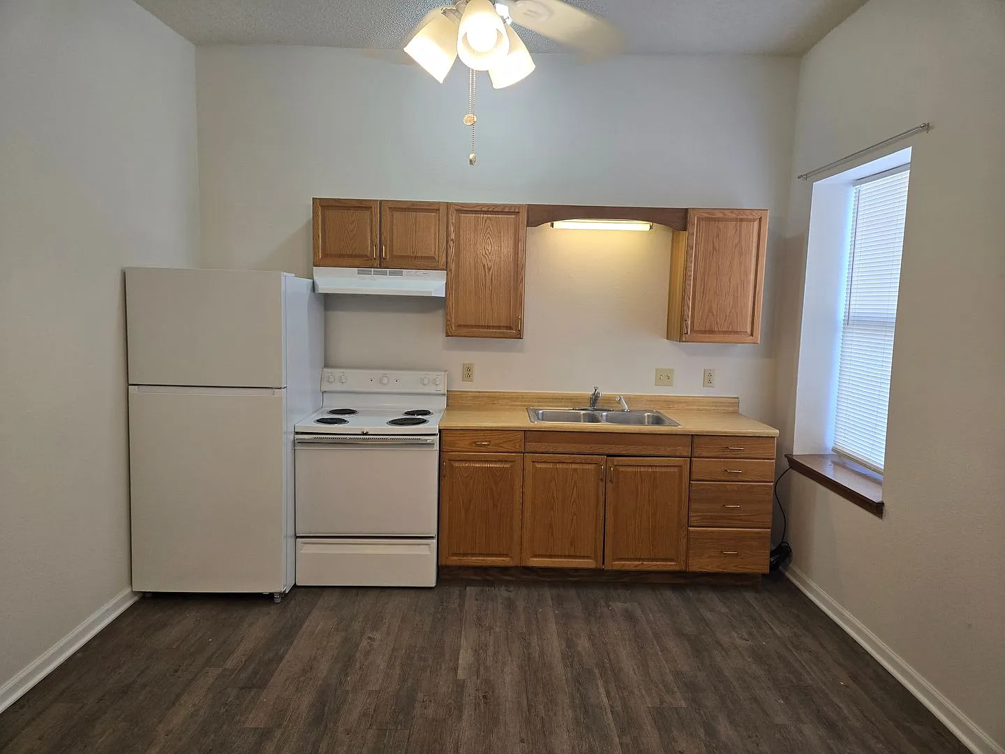 Swingle House Apartments — Photo 2