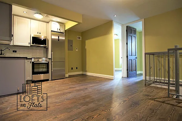 Rented by Lofts and Flats LLC | media 28