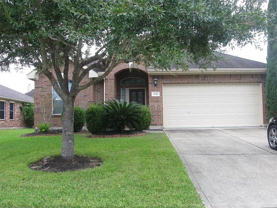 1st image of 2242 Waxwing Dr