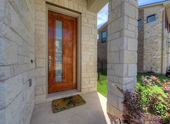 4th image of 1300 Sarah Christine Ln