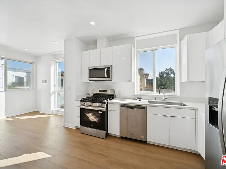 4523 Saint Elmo Dr #1/2 — Photo 15