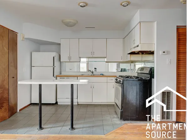 2453 N Greenview Ave #1, Chicago, IL 60614