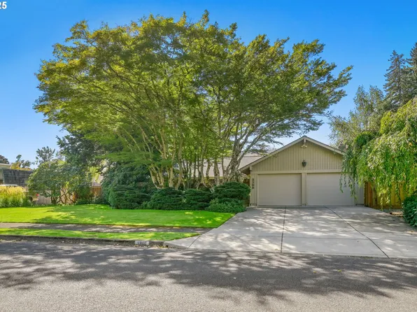 3360 Buckingham Ave, Eugene, OR 97401