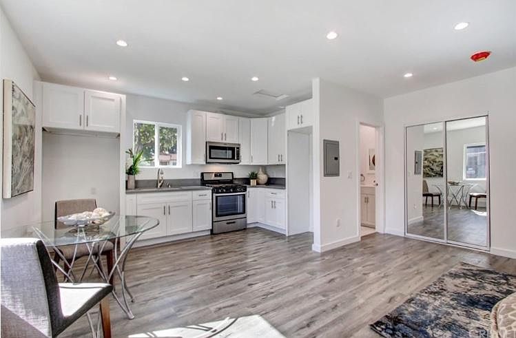 1st image of 6664 Satsuma Ave