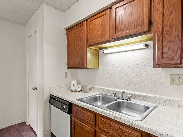11701 W 105th St — Photo 34