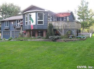 8449 Number 2 Rd E #2, Manlius, NY 13104