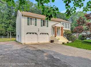 472 Brewers Bridge Rd, Jackson, NJ 08527