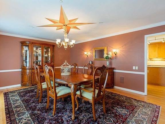3rd image of 4847 Balmy Bay Ct