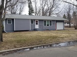 204 1st Ave NE, Bertha, MN 56437