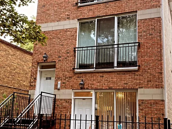 8036 S Kingston Ave, Chicago, IL