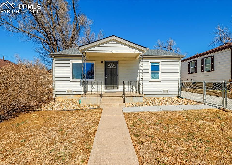 1st image of 1124 E Las Animas St