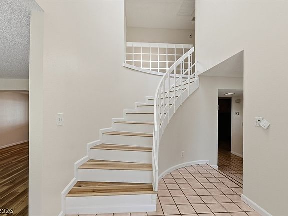 5th image of 3321 Basque St