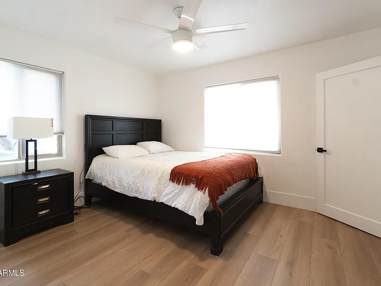 4451 E Earll Dr — Photo 15