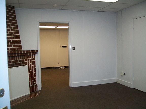 4th image of 211 W Bel Air Ave
