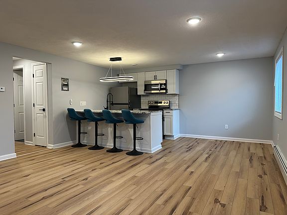 2nd image of 319 Park St APT 3