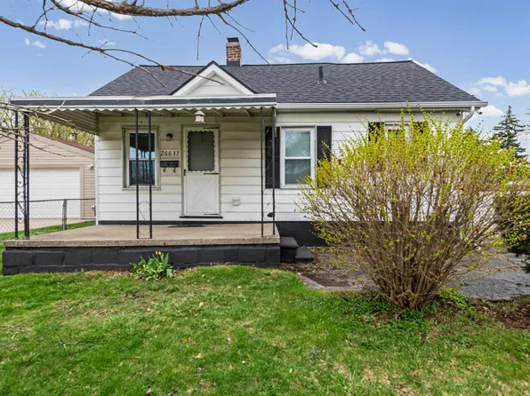 26637 Wenfield St, Roseville, MI 48066