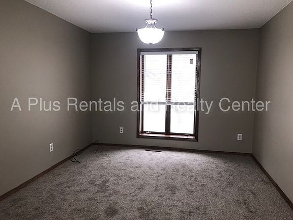 3rd image of 501 E 57th St