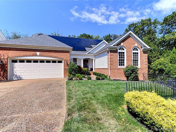 3rd image of 6904 Arthur Hills Dr