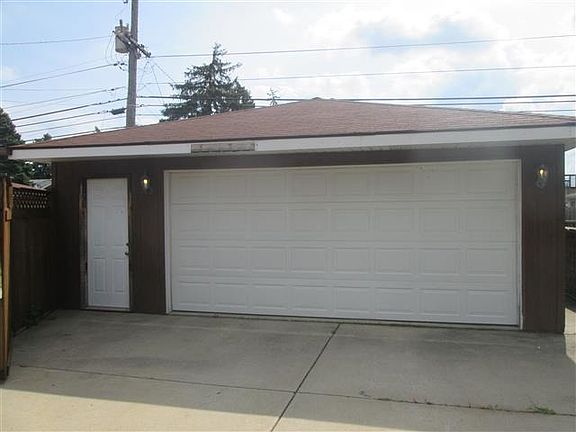 3rd image of 14549 S Campbell Ave