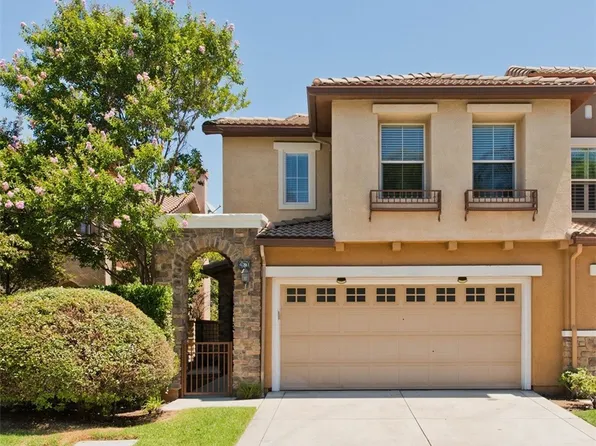 26710 Via Colina, Valencia, CA 91381