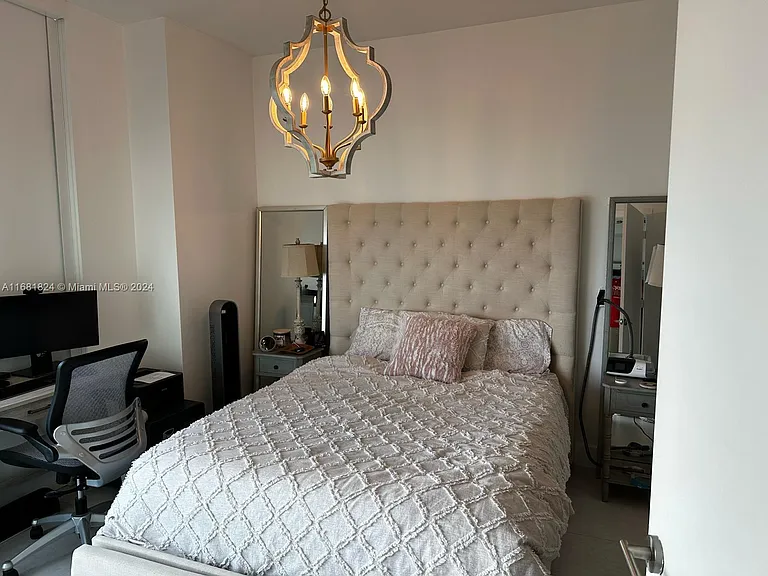 2900 NE 7th Ave #3408 — Photo 24