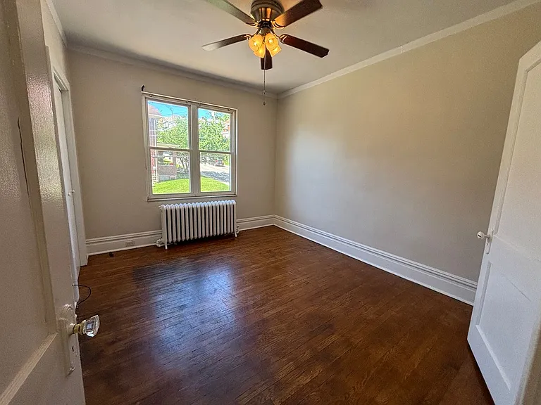 1300 Kelton Ave — Photo 7