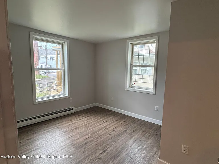 80 Yeoman St #2 — Photo 8