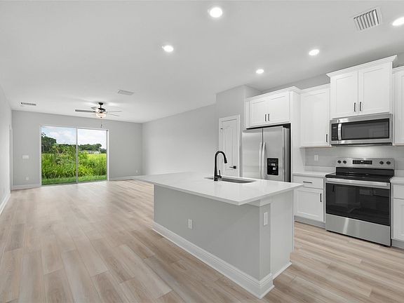 4th image of 1816 Gaiety Way