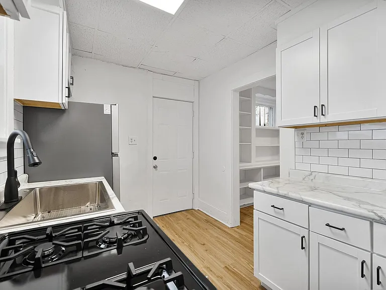 1821 Spring St — Photo 14