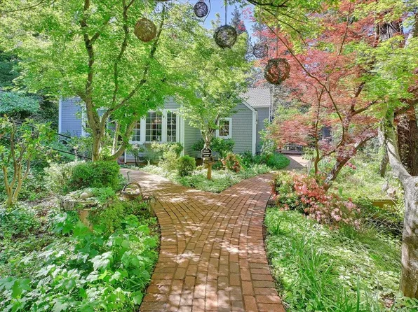 14833 Quail Pointe Ln, Grass Valley, CA 95945